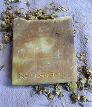 Load image into Gallery viewer, Chamomile and Honey Soap Bar - 120g