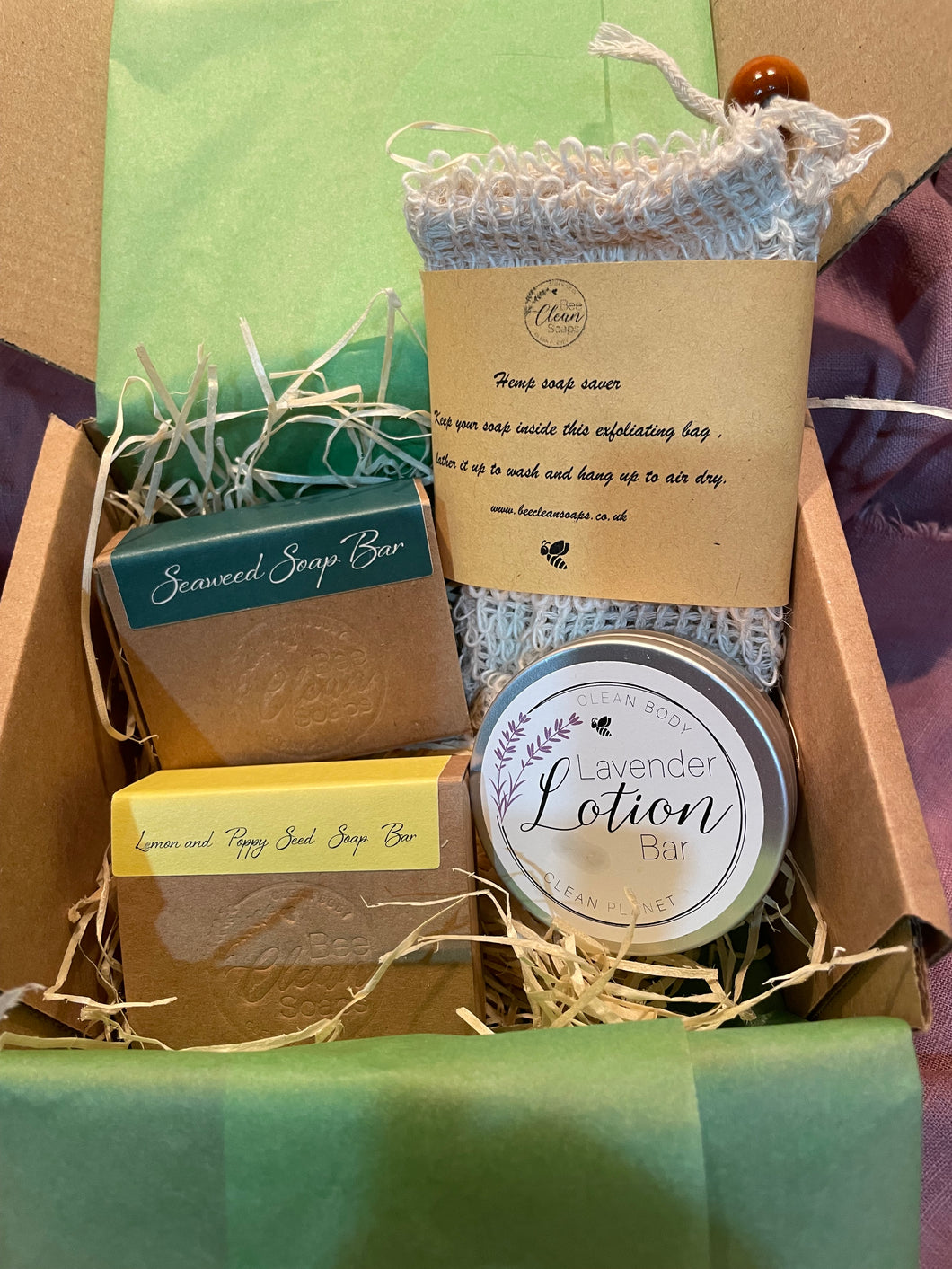 In the shower Bee Clean Gift Box