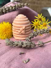Load image into Gallery viewer, BeeHive - add some luxurious novelty to your bathroom
