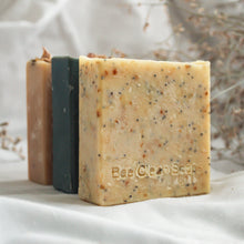 Load image into Gallery viewer, The Natural Soap Collection- peach sleeve - Honey, Lemon &amp; Tea Tree
